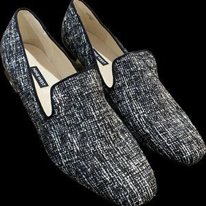 NWOT NINE WEST WOMEN BLACK WHITE SHOES. SIZE 10